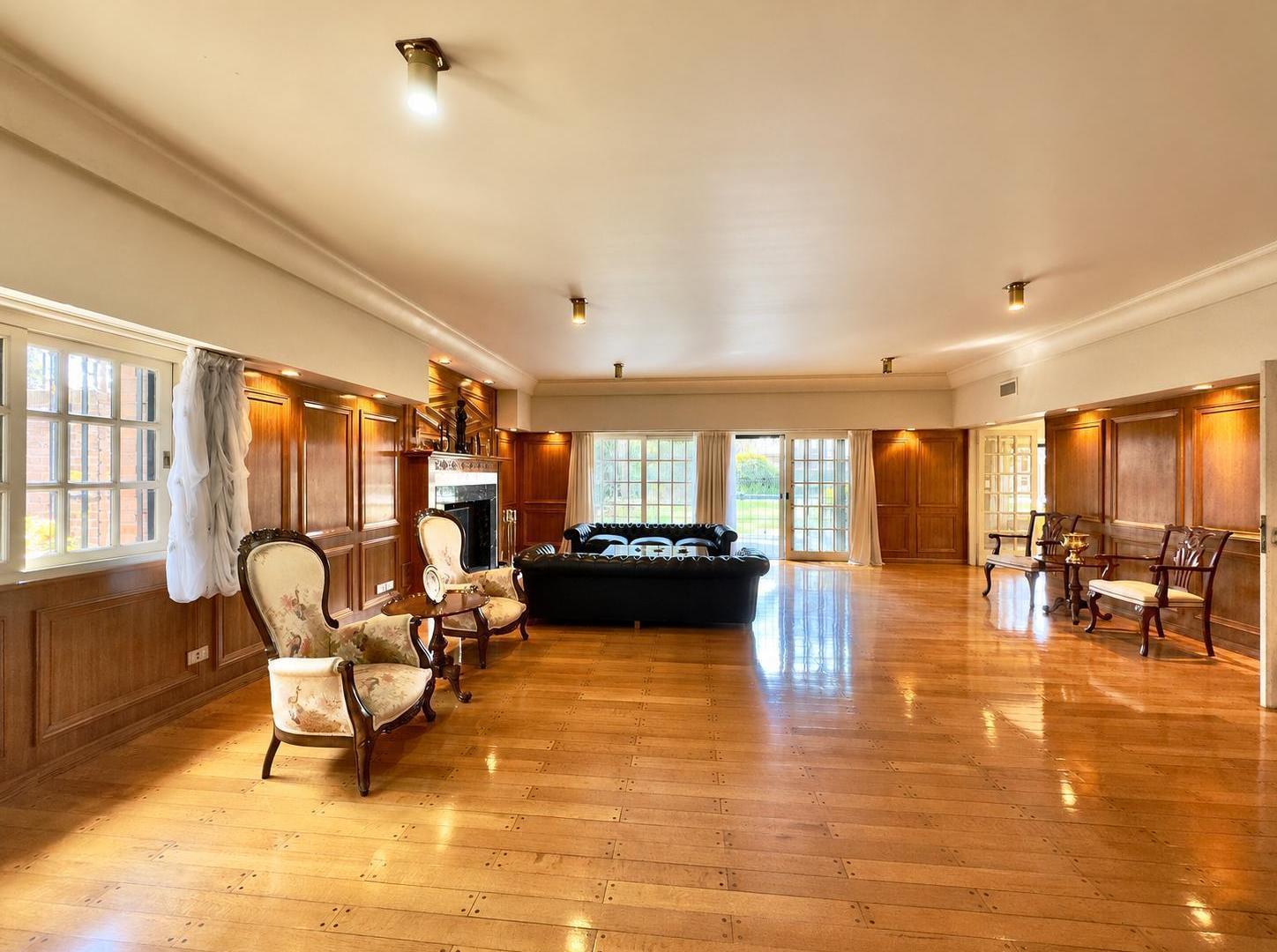 Foto de Casa de 9 ambientes con dos dependencias y sala de juegos en venta en, imagen 5