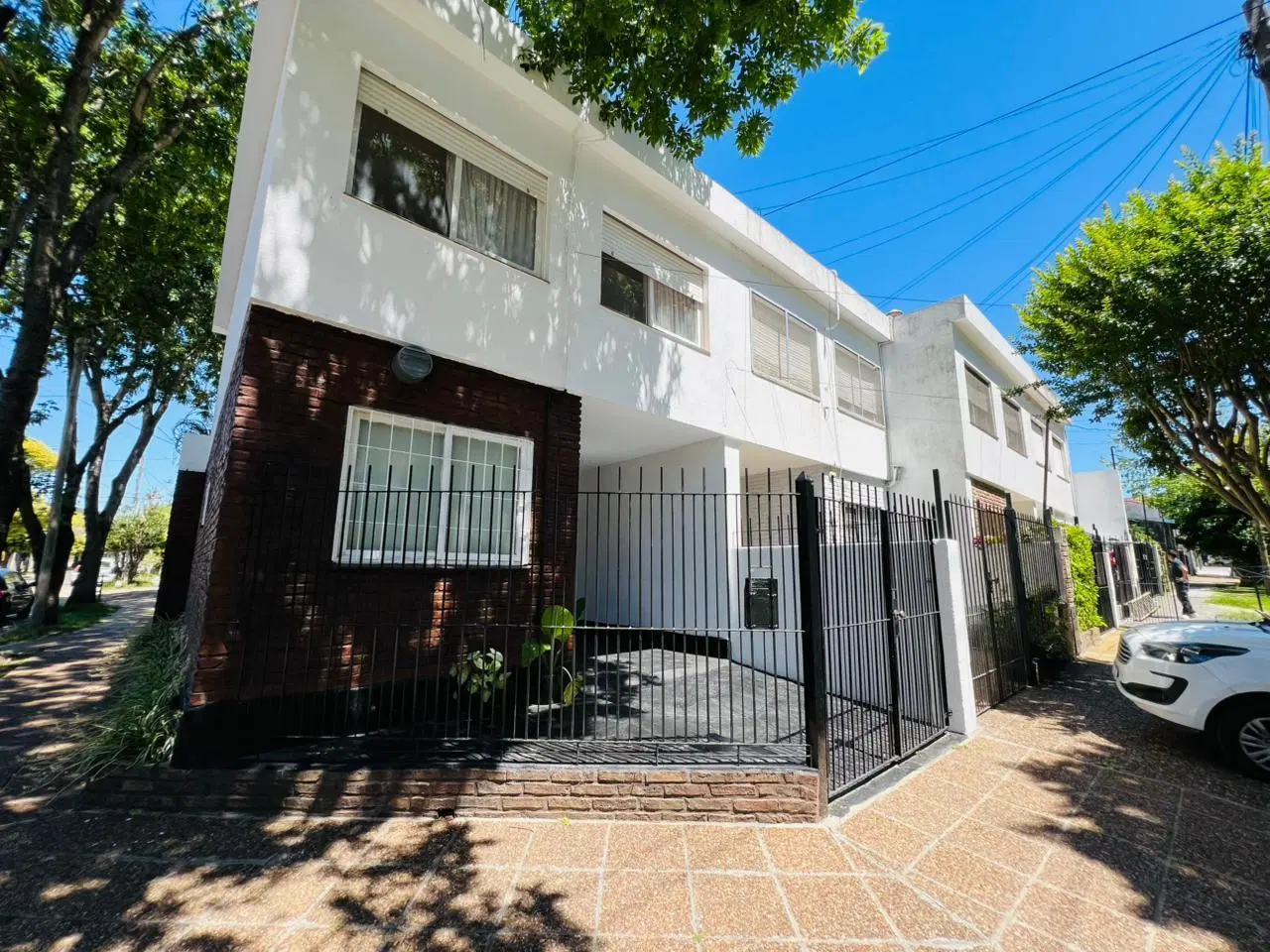 Duplex 4 ambientes en alquiler en Olivos 1