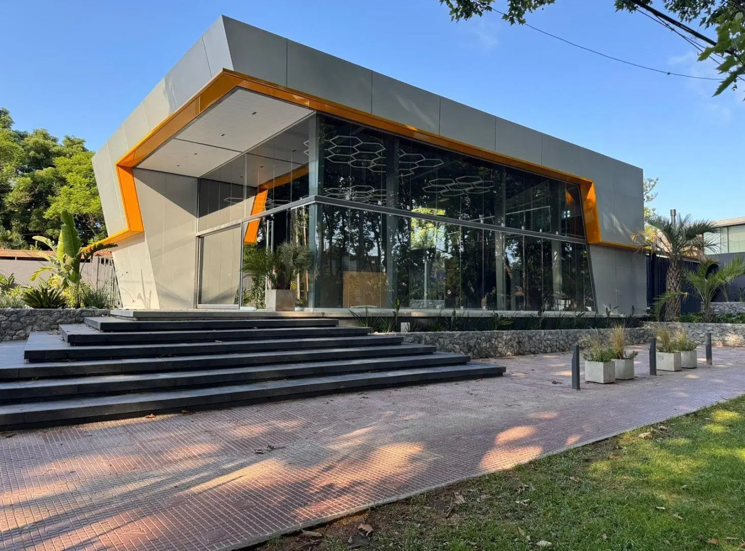 Local en venta, en San Fernando 1