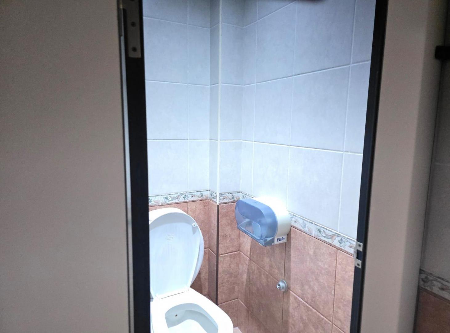 Foto de Oficina de 4 ambientes en alquiler en Recoleta, imagen 4