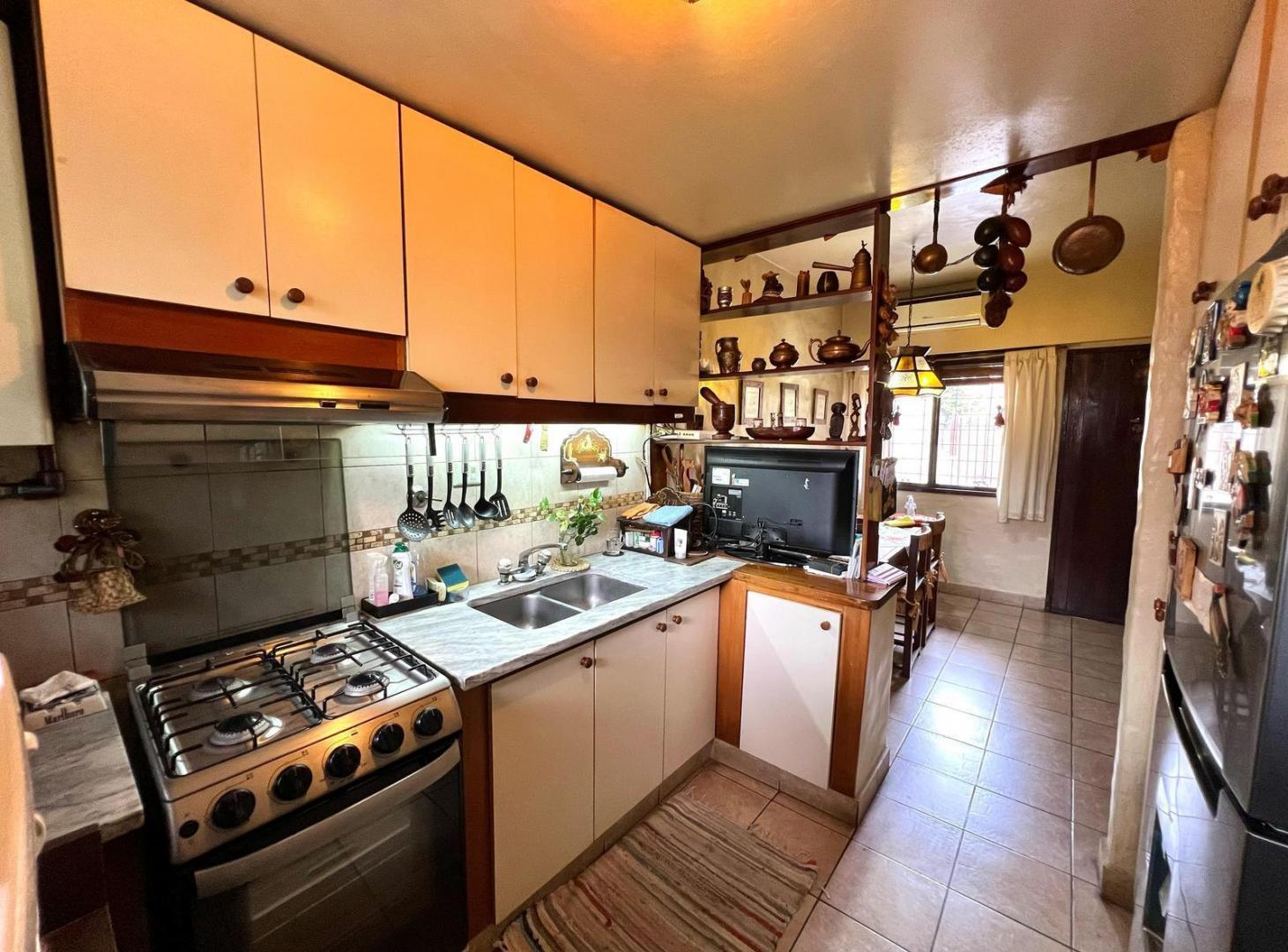 Foto de Casa de 4 ambientes en venta en Martínez, imagen 2