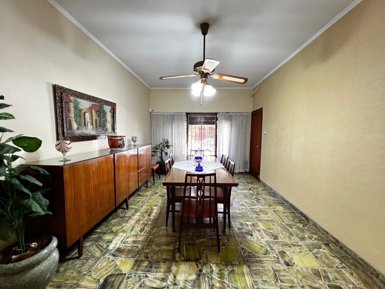 Foto de Casa 4 ambientes en venta en Olivos, imagen 2