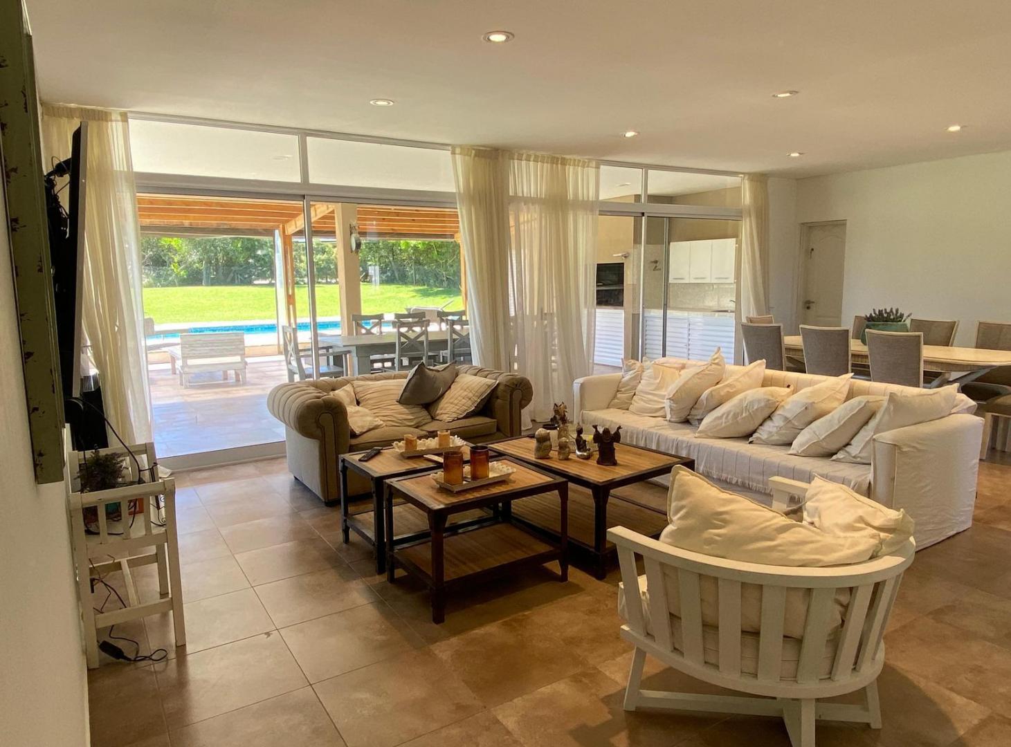 Foto de Casa en venta en Barrio Golf 1, Costa Esmeralda, imagen 2