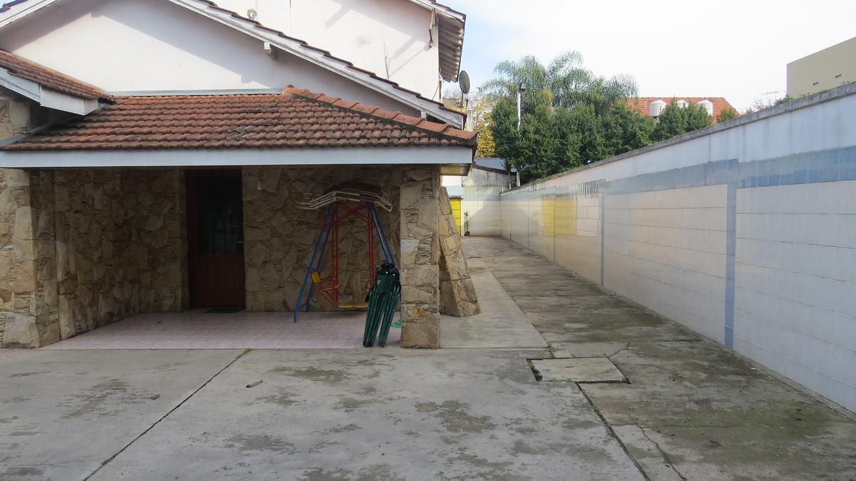 Foto de Terreno en Venta – 1000 m² – Olivos, imagen 5