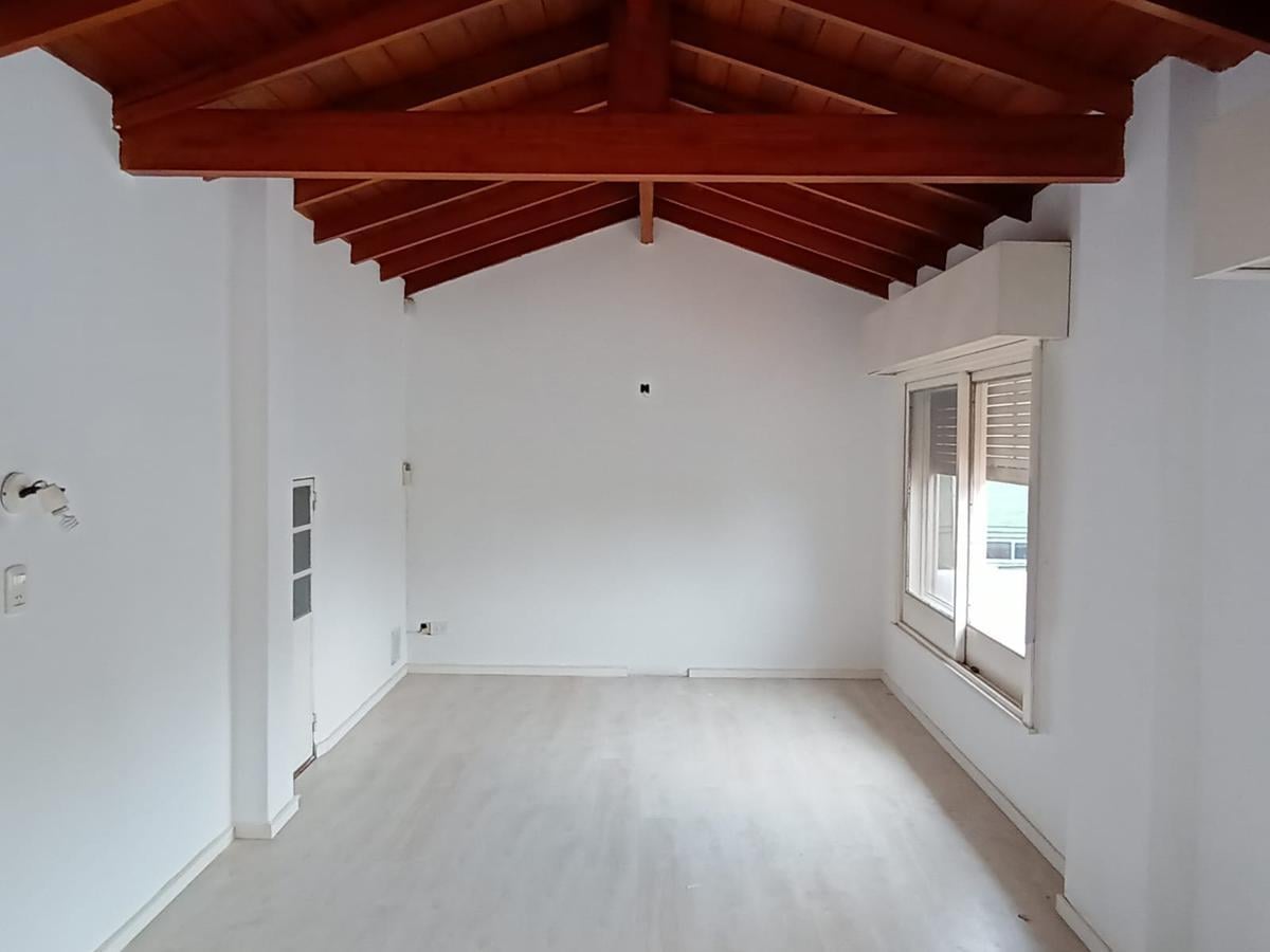 Foto de Chalet de 4 ambientes en alquiler, en Martínez., imagen 2