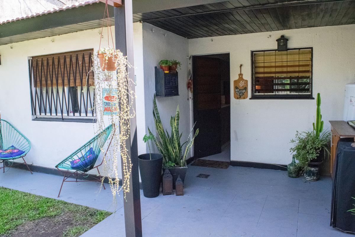 Foto de PH de 3 ambientes con cochera en venta en Boulogne, imagen 3
