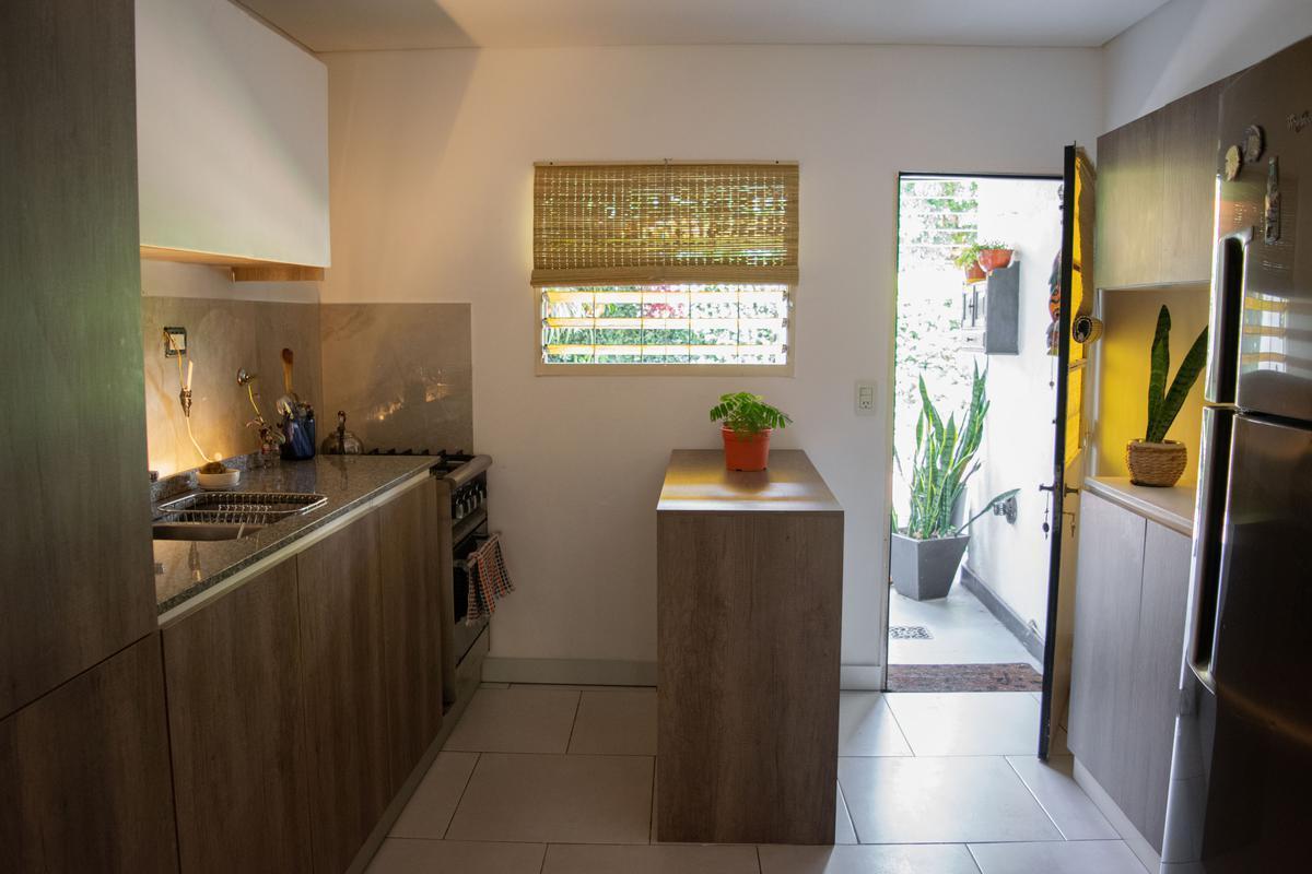 Foto de PH de 3 ambientes con cochera en venta en Boulogne, imagen 4
