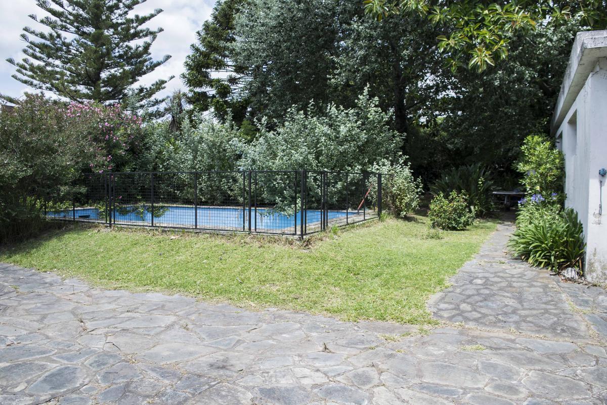 Foto de Casa de 5 ambientes con cochera en venta en Martinez, imagen 4