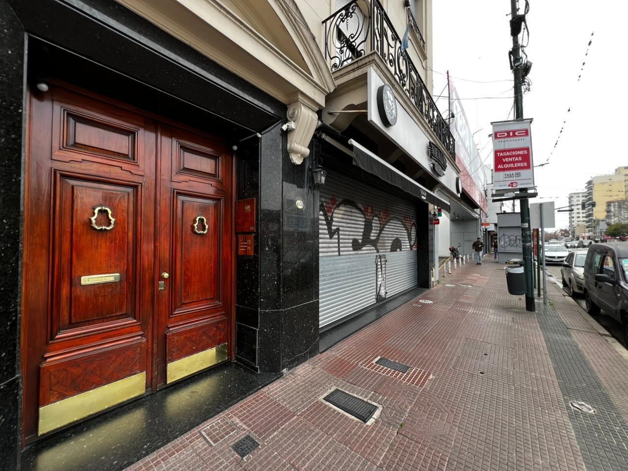 Foto de Oficina de 3 ambientes y dependencia en alquiler, en Martínez., imagen 3