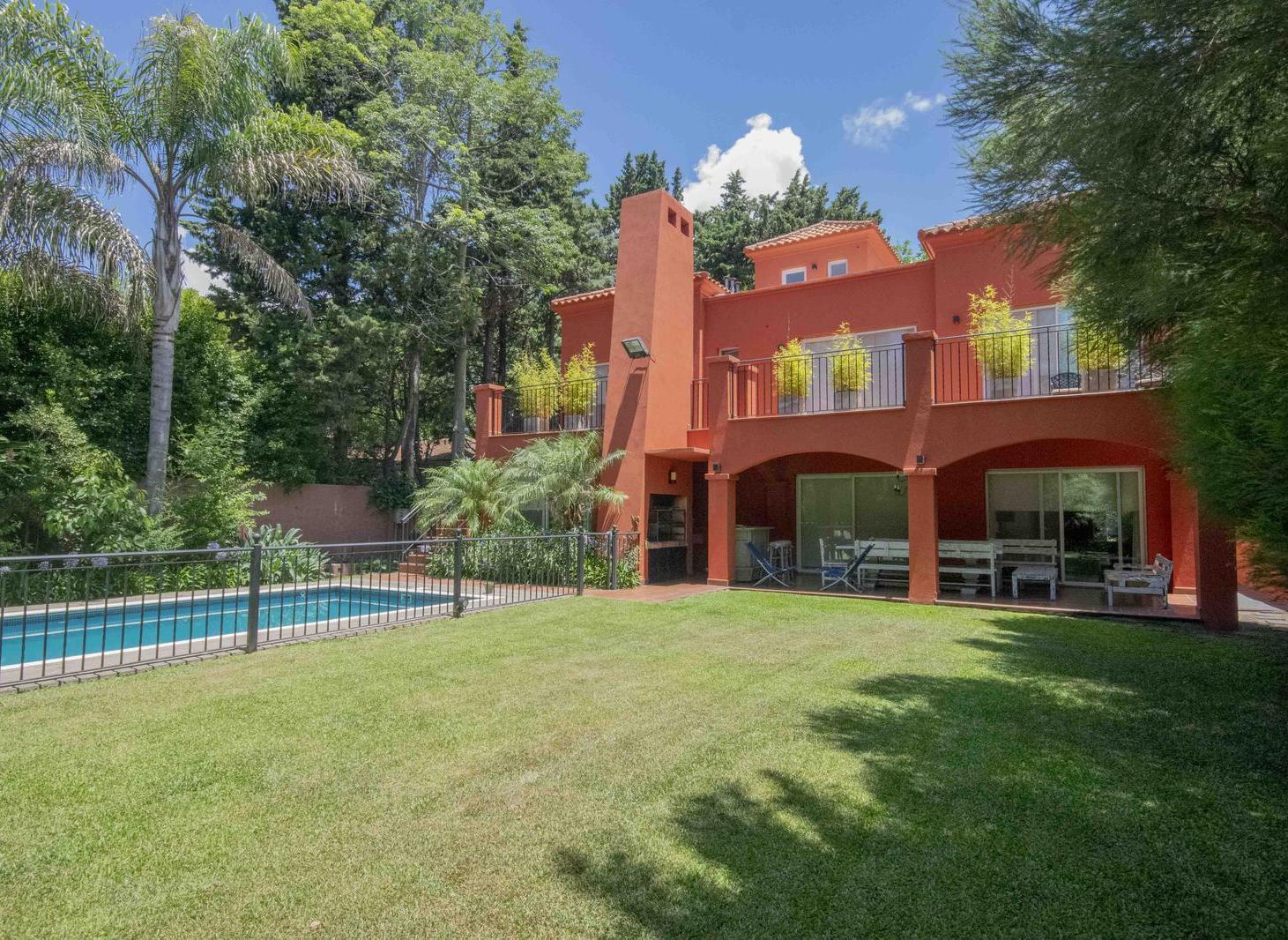 Foto de Casa de 5 ambientes con dependencia de servicio en venta, en Martínez., imagen 1