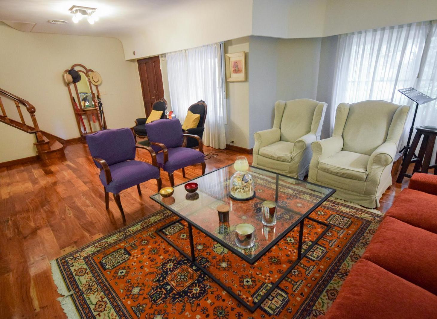 Foto de Casa 6 ambientes con pileta y cochera en venta en Martinez, imagen 4