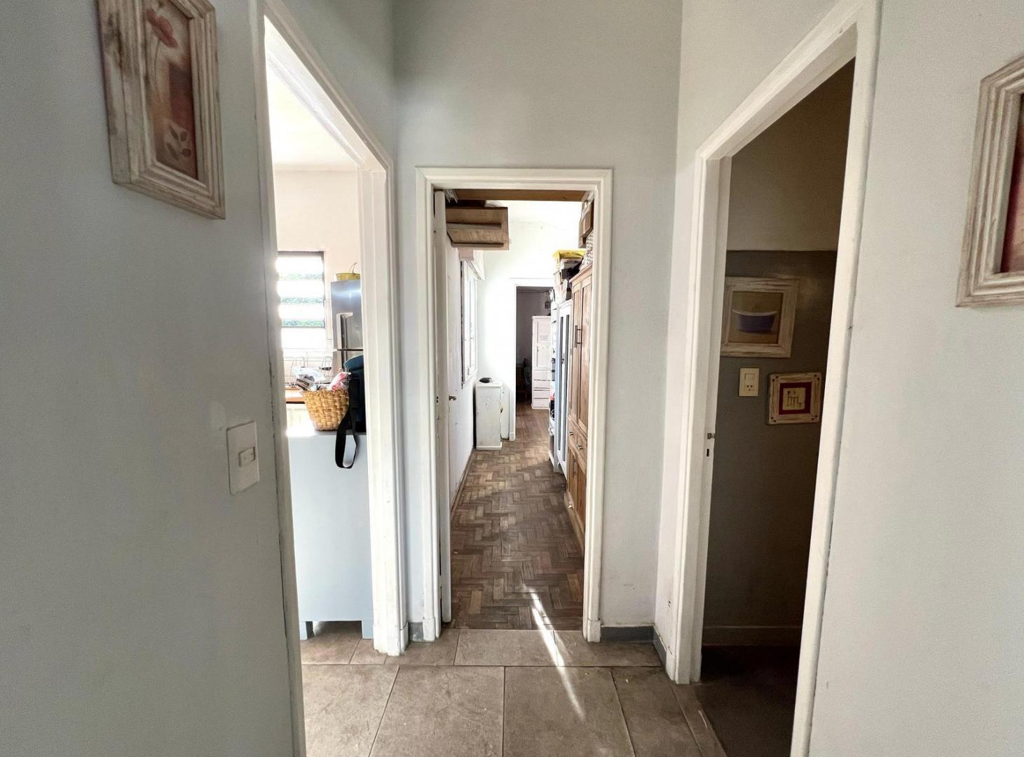 Foto de Casa 6 ambientes en venta con cocheras en Olivos, imagen 1