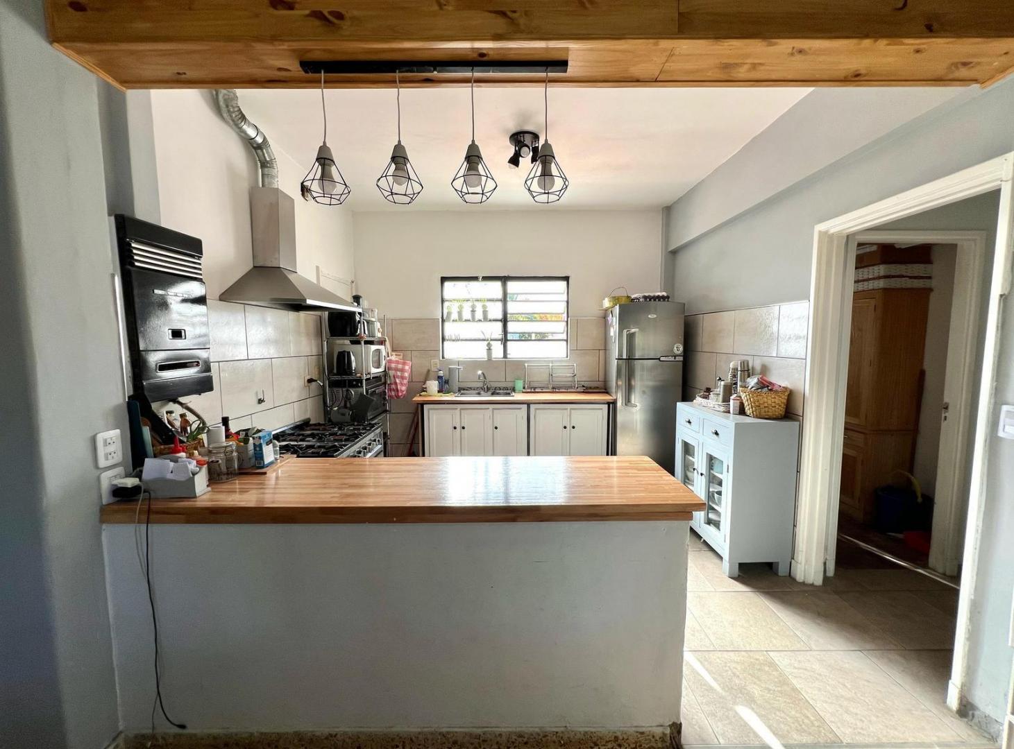 Foto de Casa 6 ambientes en venta con cocheras en Olivos, imagen 3