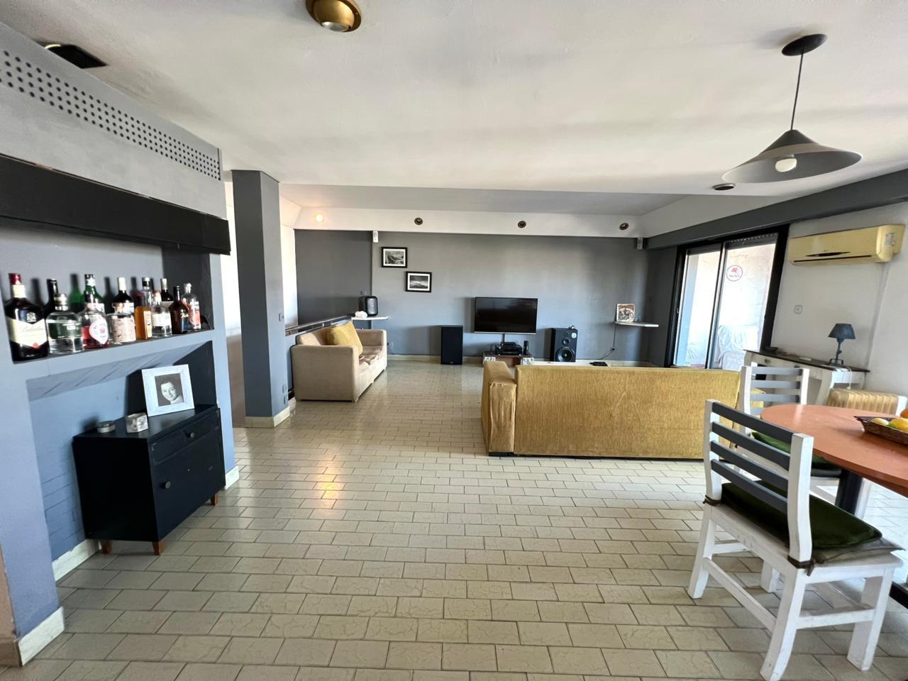 Foto de Venta en Bloque – 2 PH Local Garage en San Isidro, imagen 4