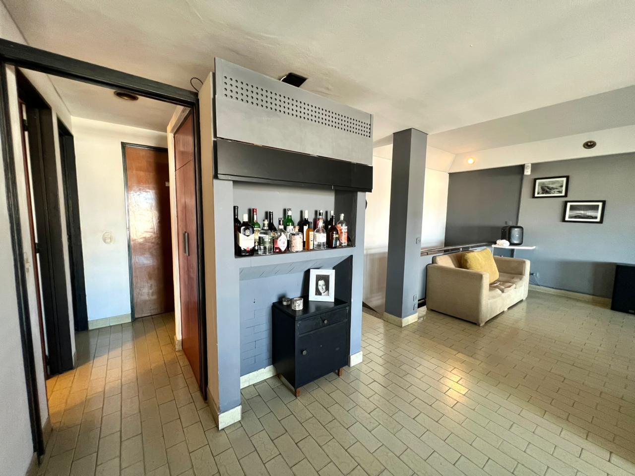 Foto de Venta en Bloque – 2 PH Local Garage en San Isidro, imagen 3