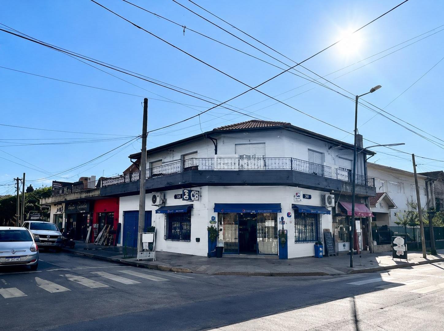 Foto de Terreno PH más 6 locales en venta en Martínez, imagen 1