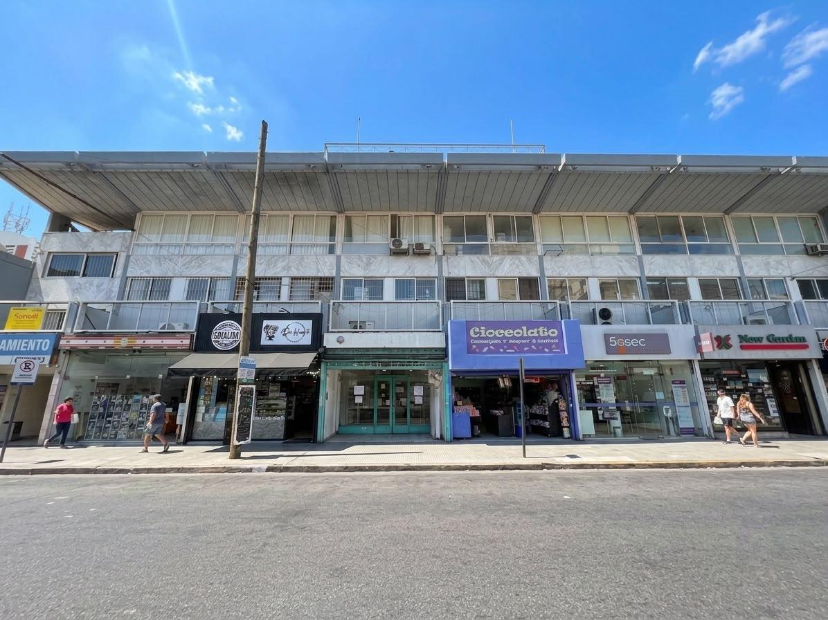 Foto de Venta en bloque de oficinas en Martínez, imagen 2