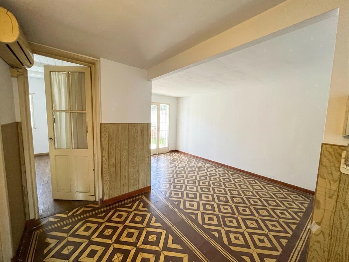 Foto de Venta en block de 2 locales con vivienda, en Munro, imagen 2