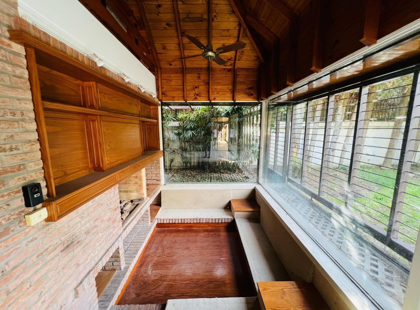 Foto de Casa de 4 ambientes más playroom en venta en Martinez, imagen 3