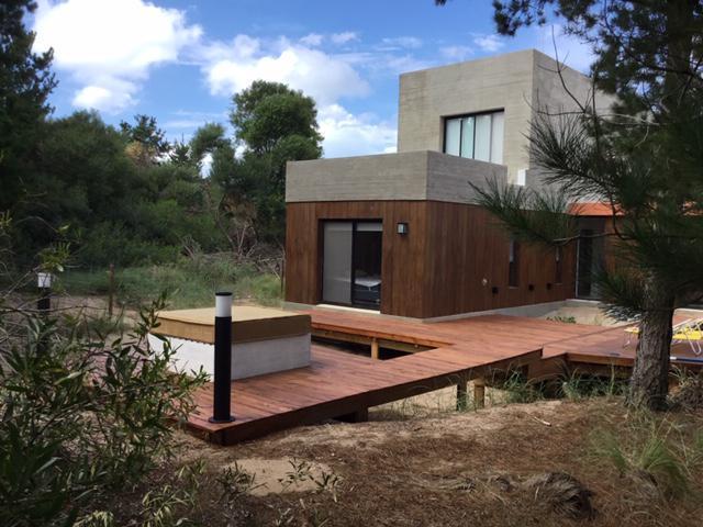 Foto de Casa de 5 ambientes en venta en barrio Costa Esmeralda - Pinamar, imagen 5