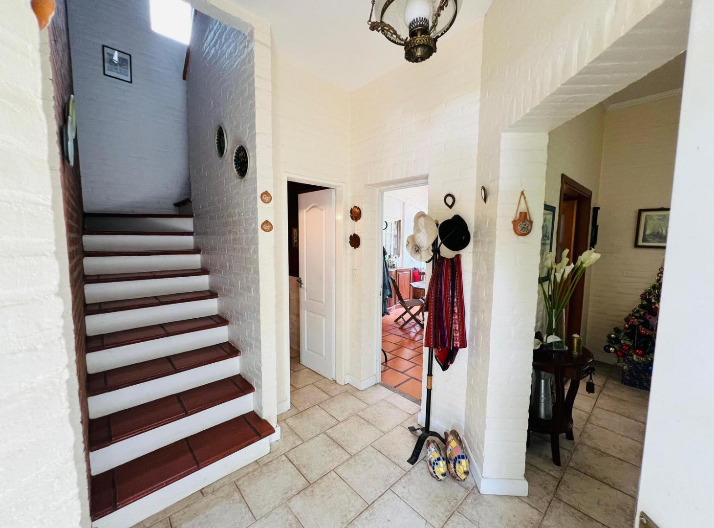 Foto de Casa 5 ambientes en Don Torcuato, en alquiler., imagen 1