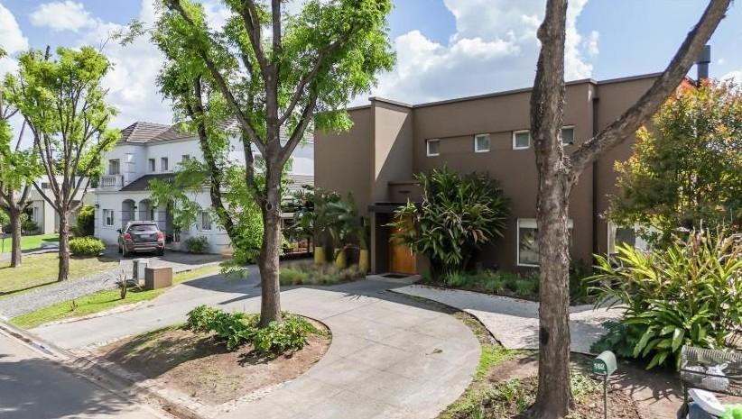 Foto de Casa venta 5 ambientes en Barrio Cerrado Santa María de los Olivos, imagen 2