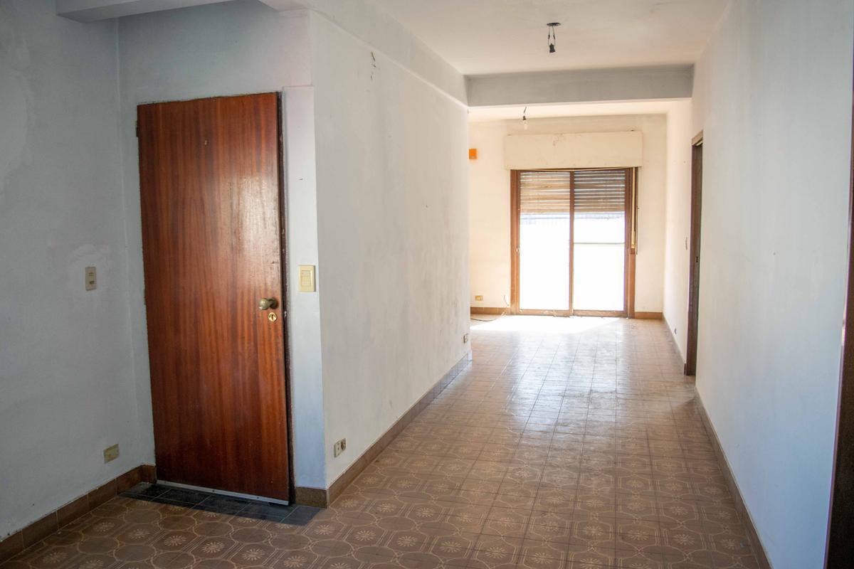 Foto de Casa de 3 ambientes con cochera en venta en Munro, imagen 3