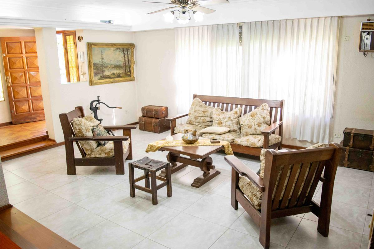 Foto de Casa de 4 ambientes con dependencia en venta en Martínez, imagen 4