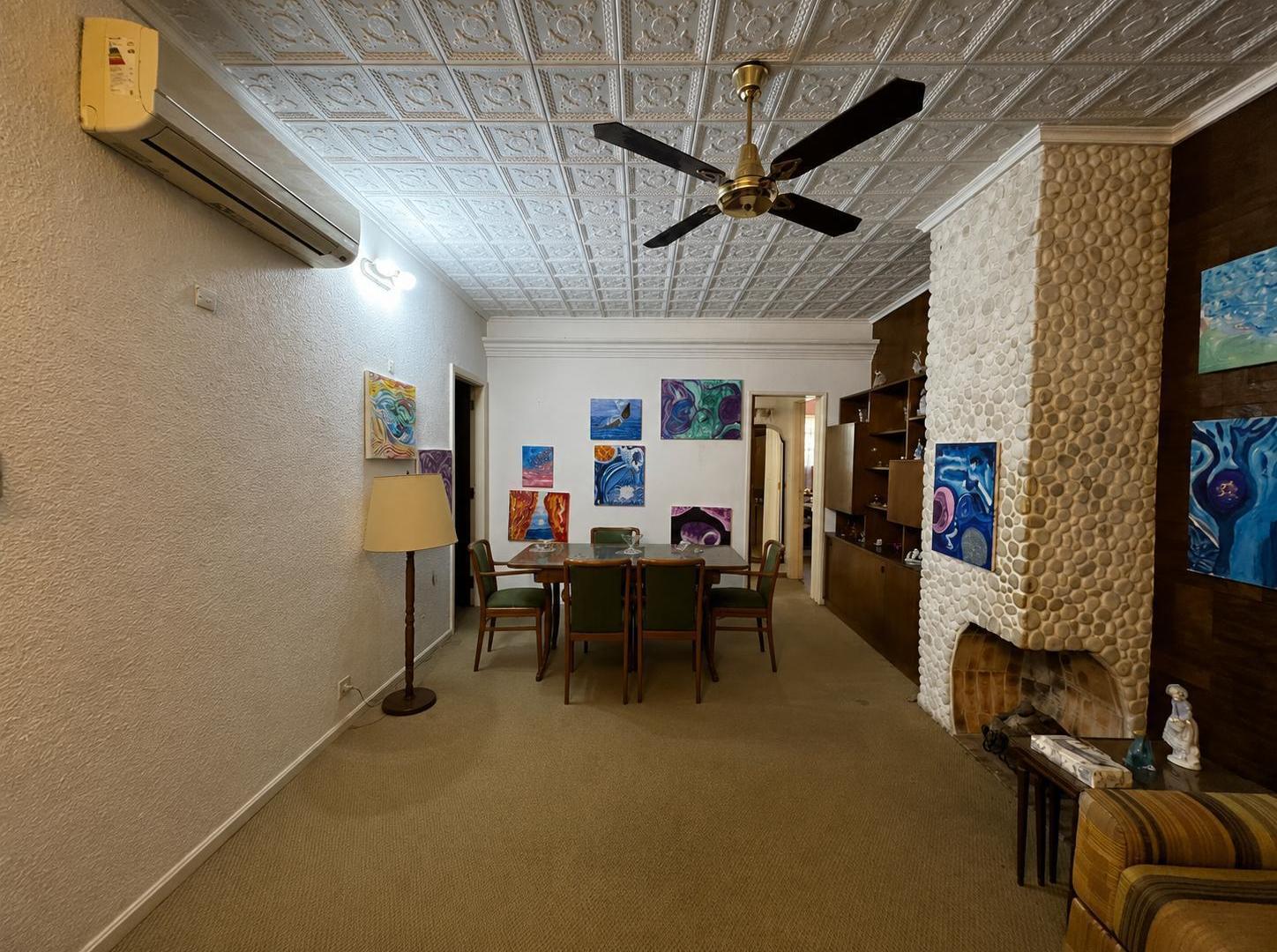 Foto de Casa de 3 ambientes con escritorio y garage en venta en Olivos, imagen 2