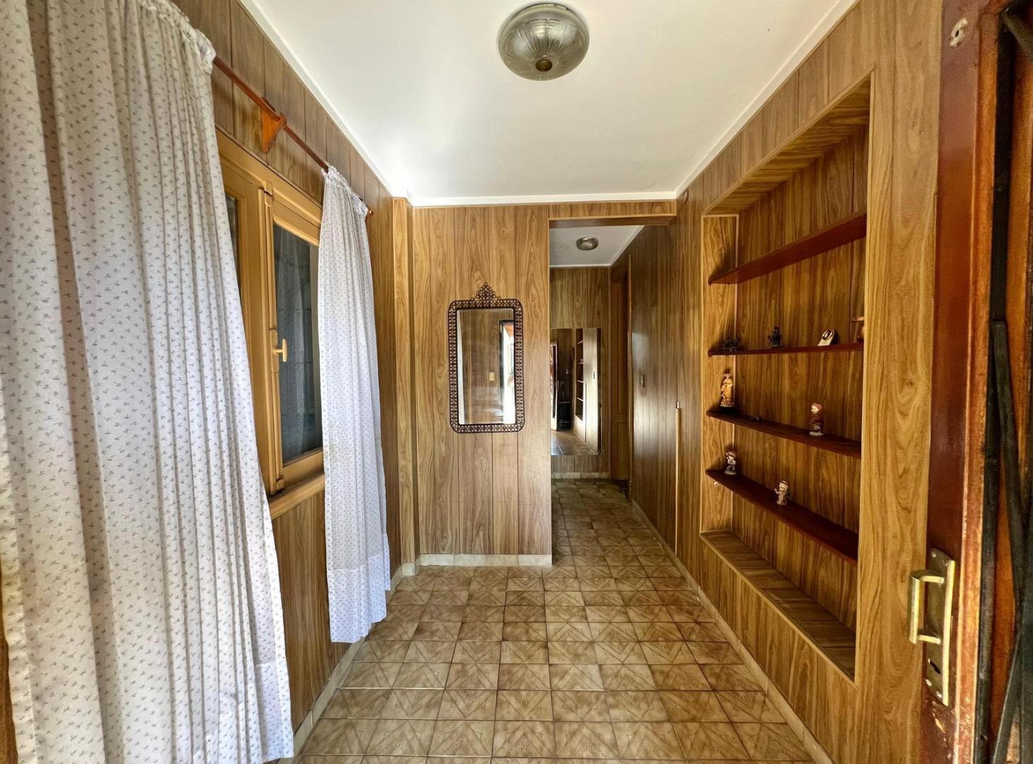 Foto de Casa de 3 ambientes en Venta en Martínez, imagen 2