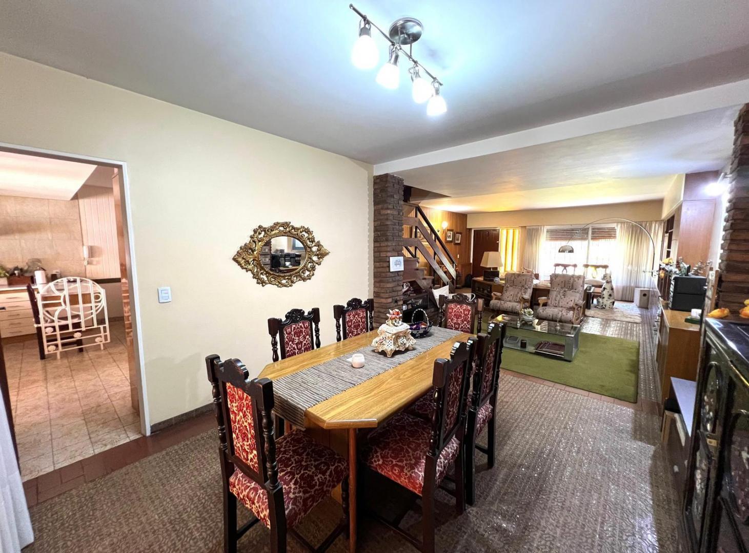 Foto de Chalet de 5 ambientes en venta, en Martínez, imagen 2