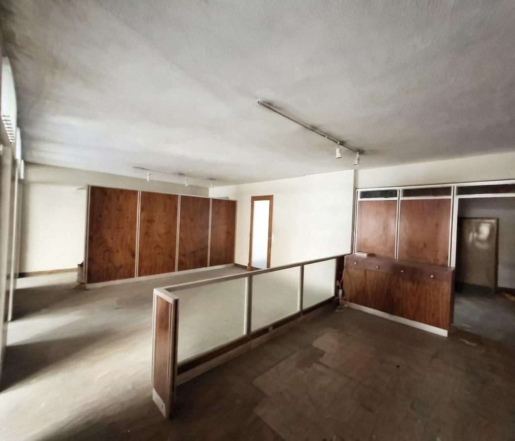 Foto de Oficina de 4 ambientes o posible anteproyecto en venta en Microcentro, imagen 5