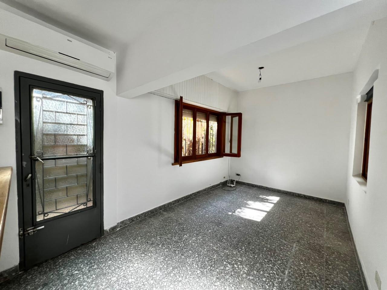Foto de PH 3 ambientes en venta en Martínez, imagen 1