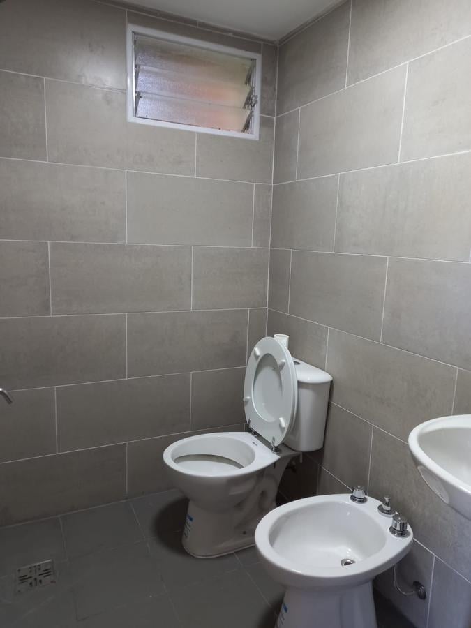 Foto de Casa de 6 ambientes con cochera y dependencia de servicio en venta en, imagen 5