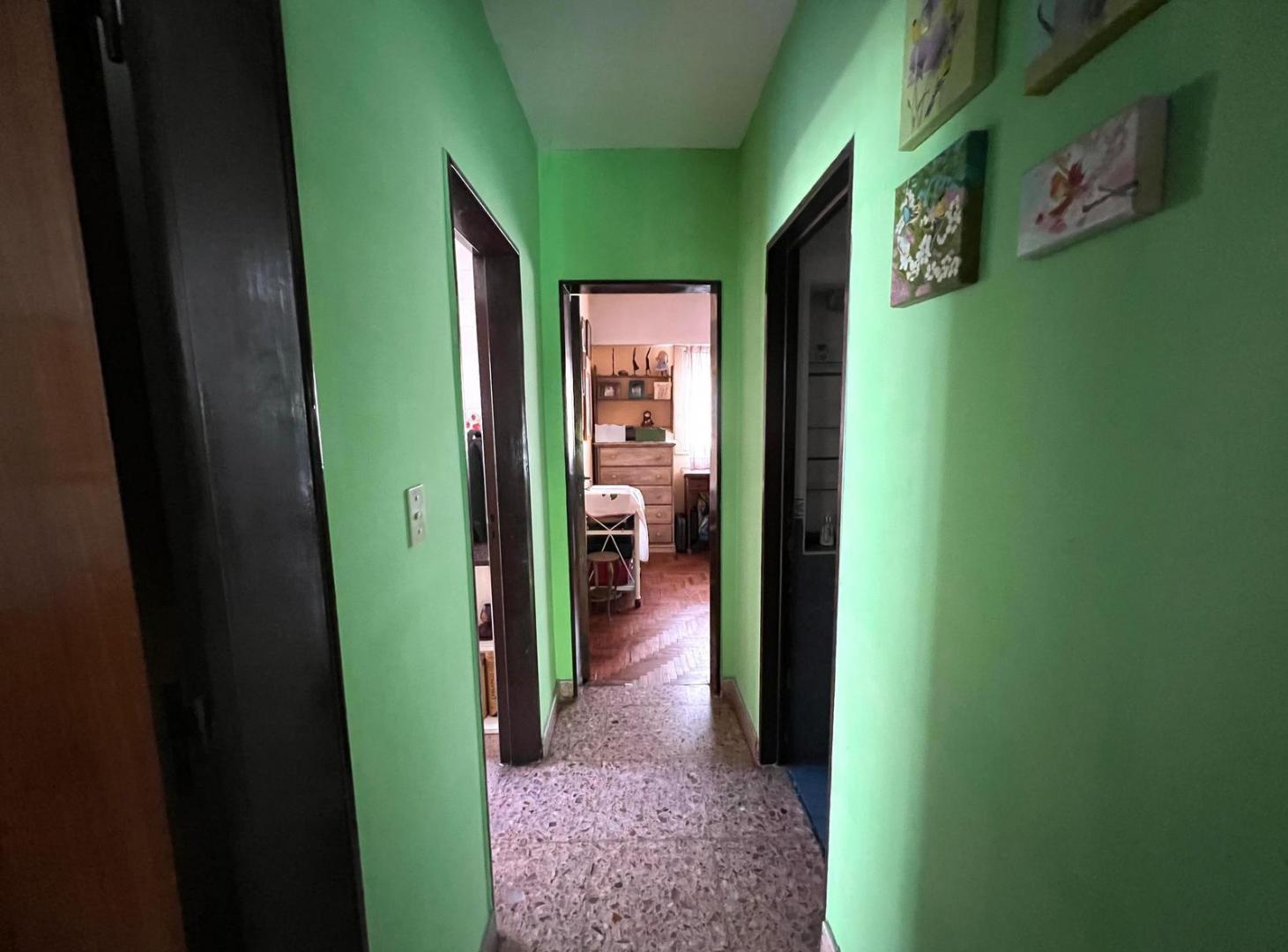 Foto de Casa 4 ambientes 2 cocheras en venta en Beccar, imagen 3