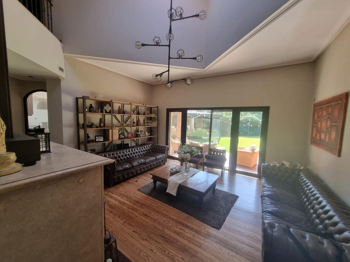 Foto de Casa de 5 ambientes playroom con cochera en venta en Santa Rita, Las, imagen 2