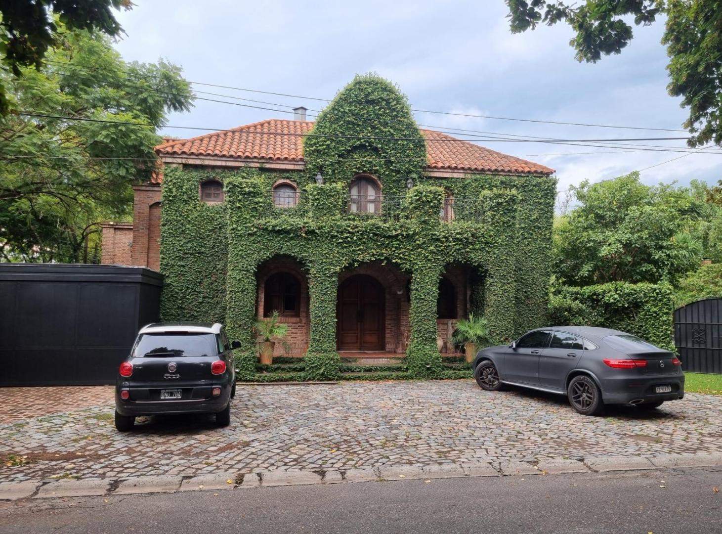 Foto de Casa de 5 ambientes playroom con cochera en venta en Santa Rita, Las, imagen 1