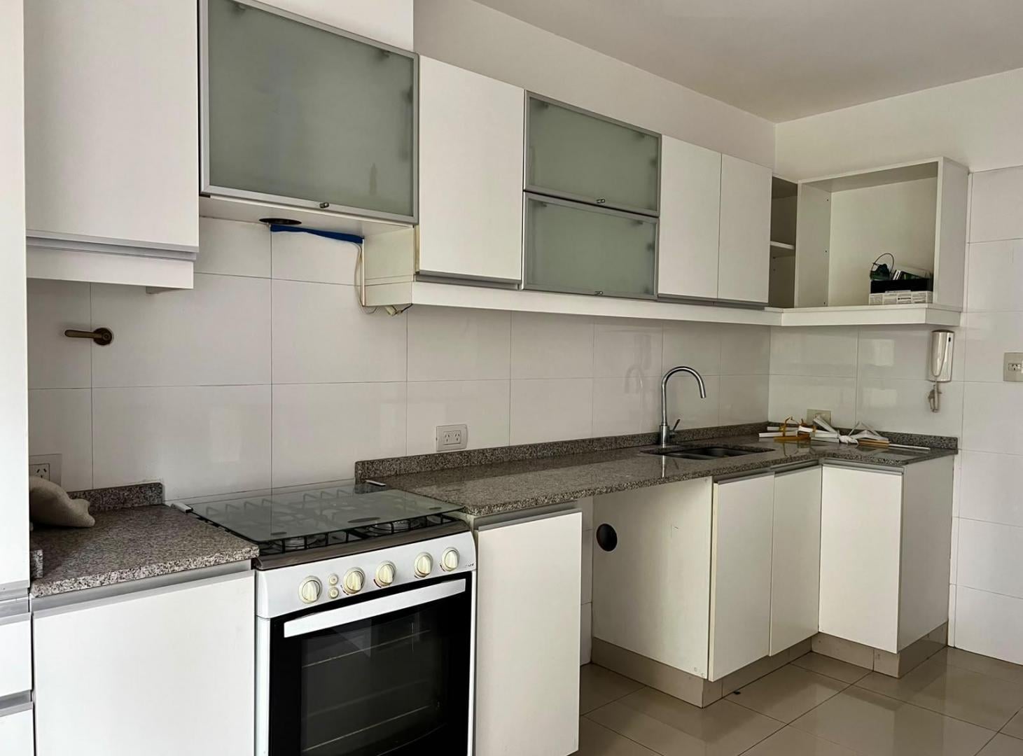 Foto de Departamento alquiler en Martinez semipiso 3 ambientes cochera, imagen 4