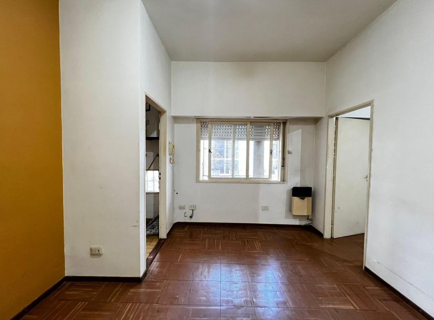 Foto de Departamento de 2 ambientes en primer piso por escalera en alquiler, en, imagen 4