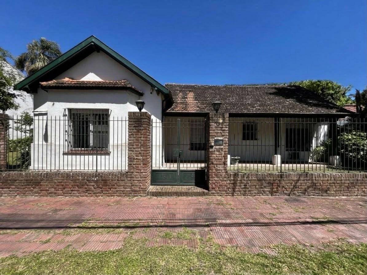 Foto de Chalet 5 ambientes dependencia en venta en Martinez, imagen 2