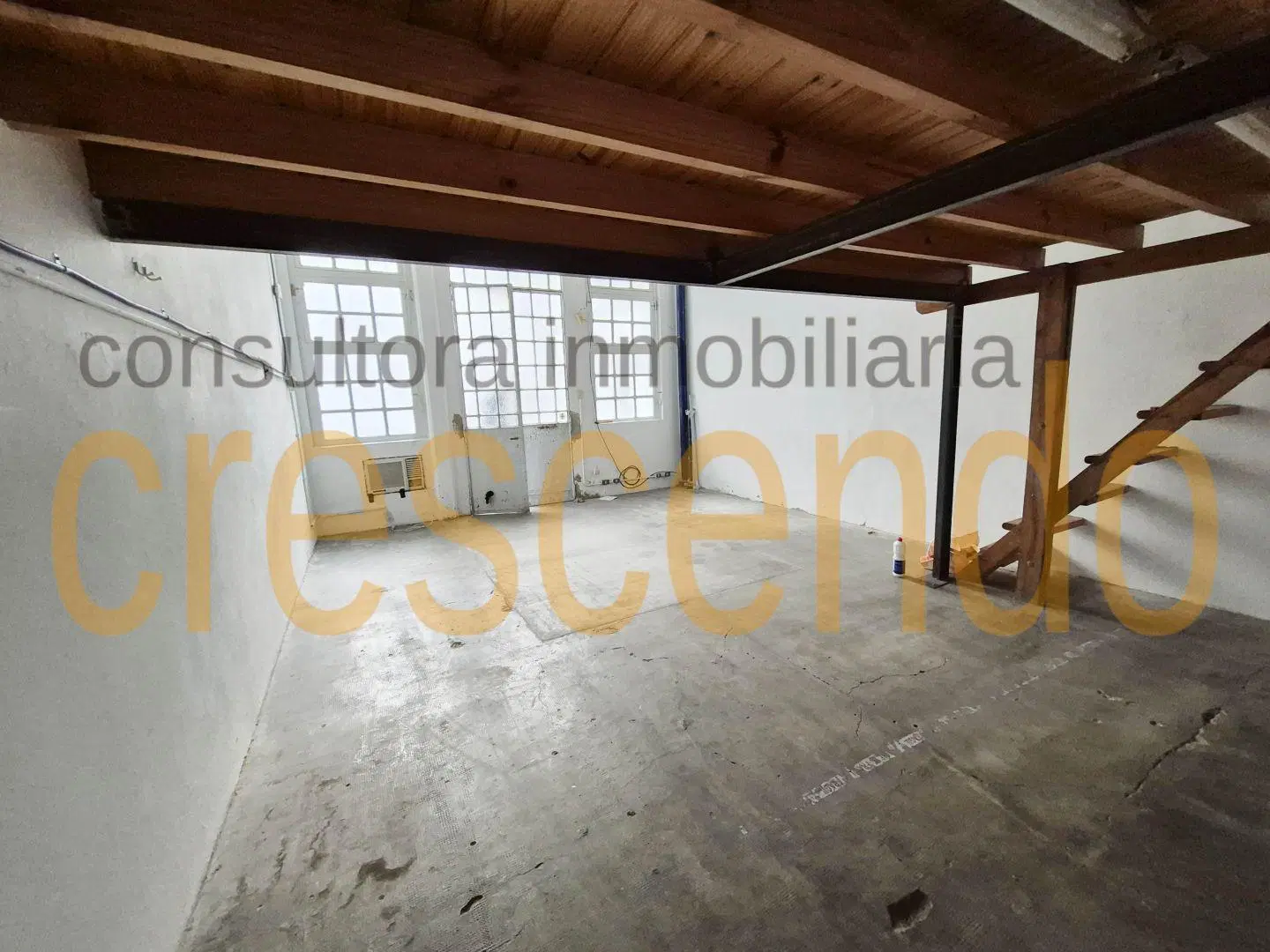 Local . | Av San Martin 3037 2