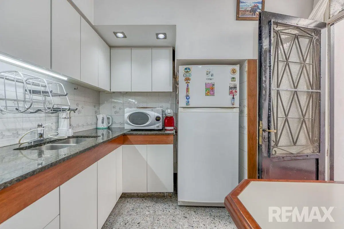 Casa 4 Amb Caseros Centro Doble Cochera 5