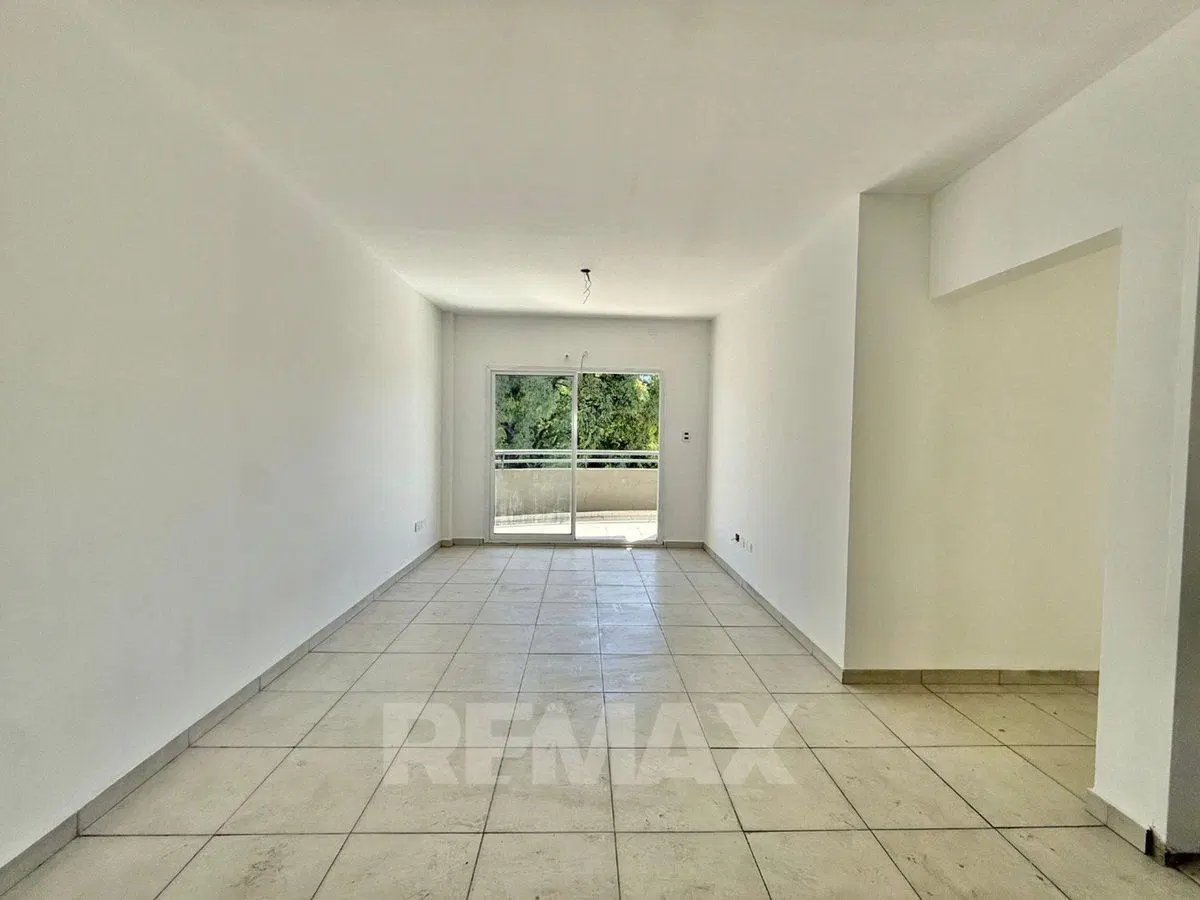 3 AMBIENTES AL FRENTE CON BALCON Parque Patricios 4