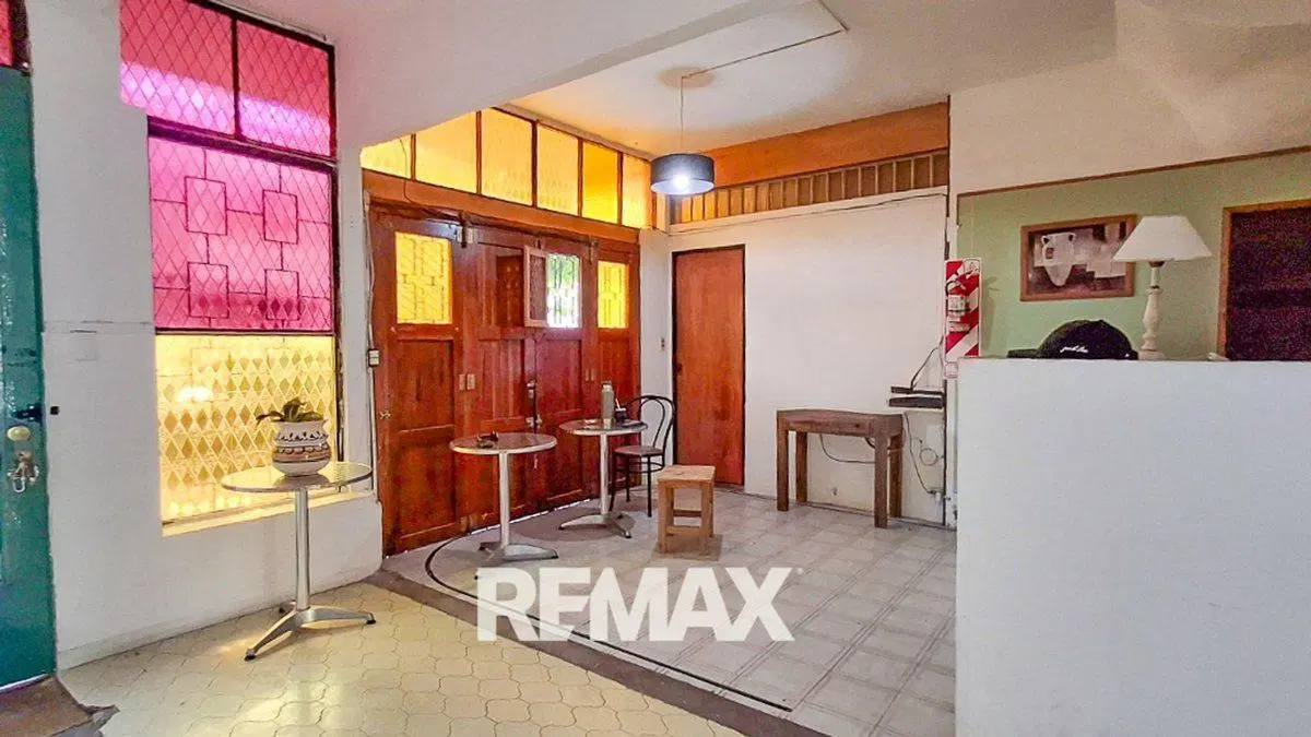 Venta hotel y casa 12 dormitorios 11 baños Zarate 3