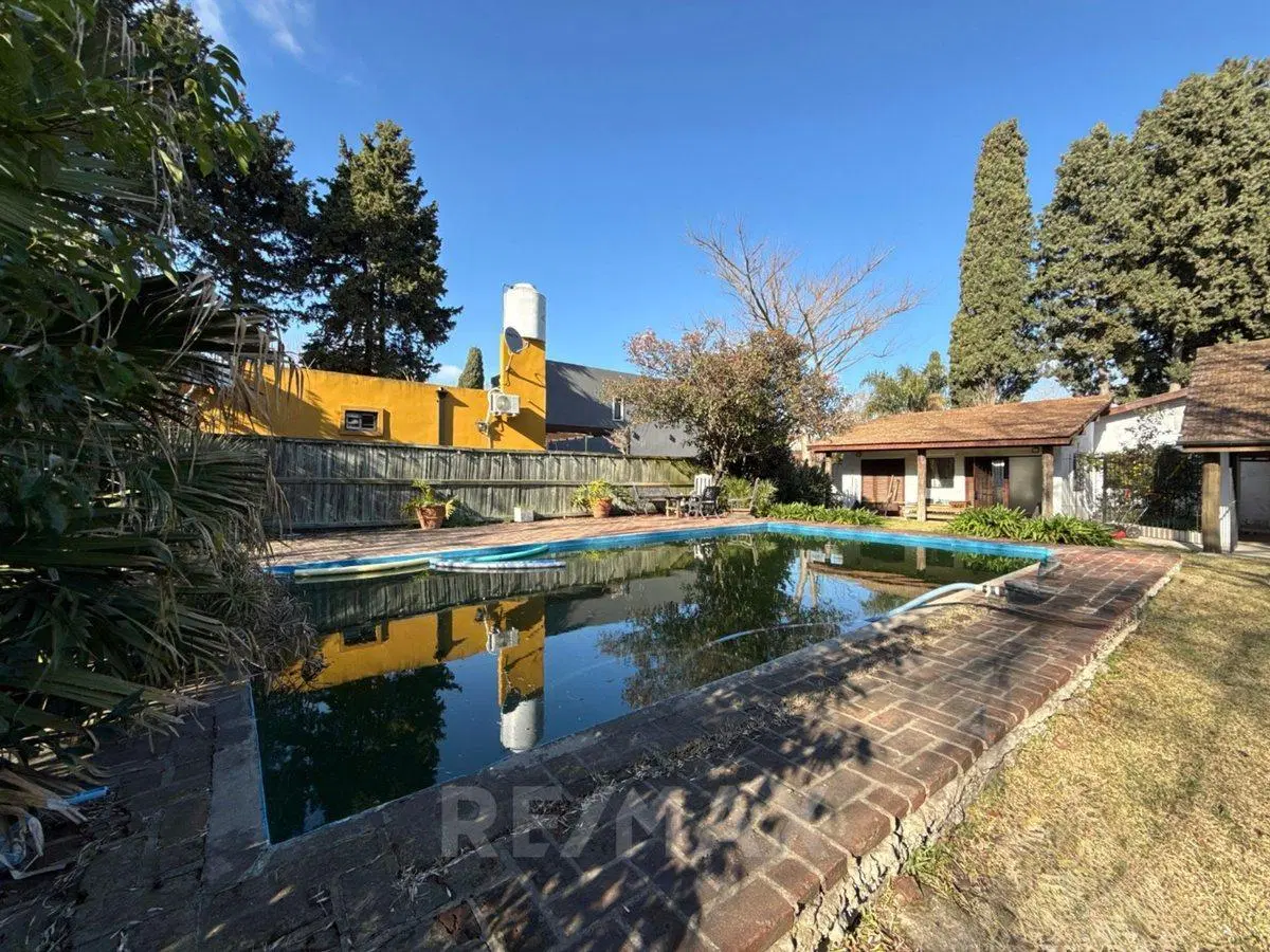 Venta casa 4 dorm quincho pileta del Viso Pilar 4
