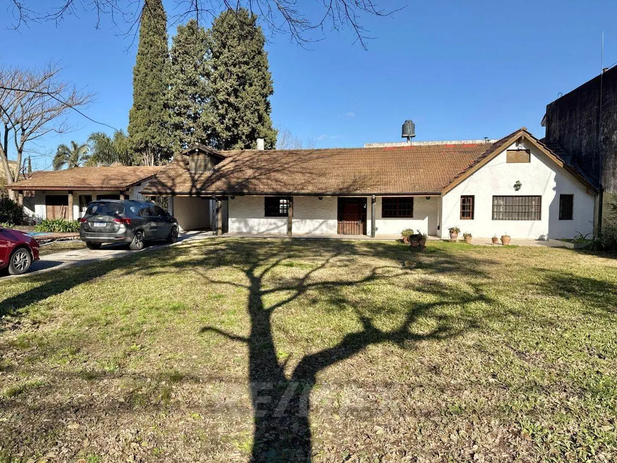 Venta casa 4 dorm quincho pileta del Viso Pilar 5