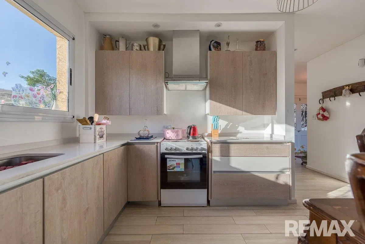 VENTA CASA 5 AMB EL CANTON PUERTO AMOBLADA PILETA 2