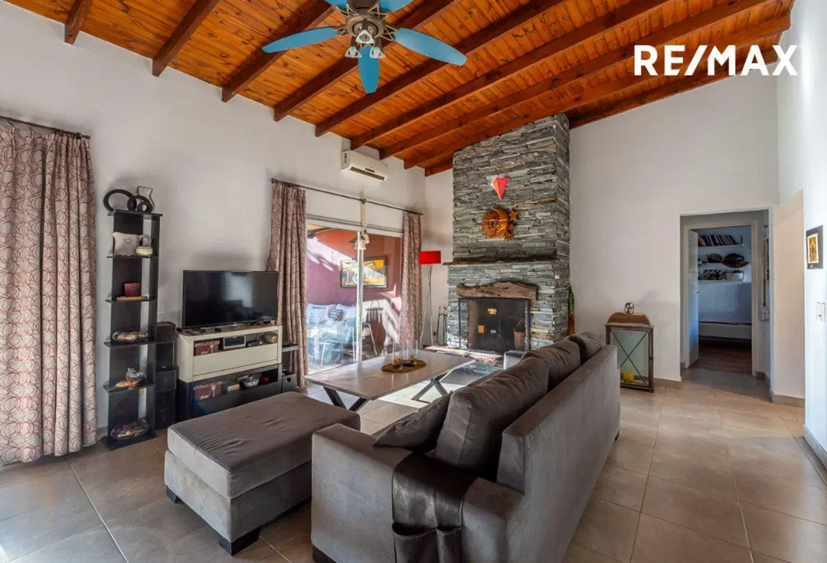 Venta casa Las Liebres 1 planta ,  pileta, km 38 2