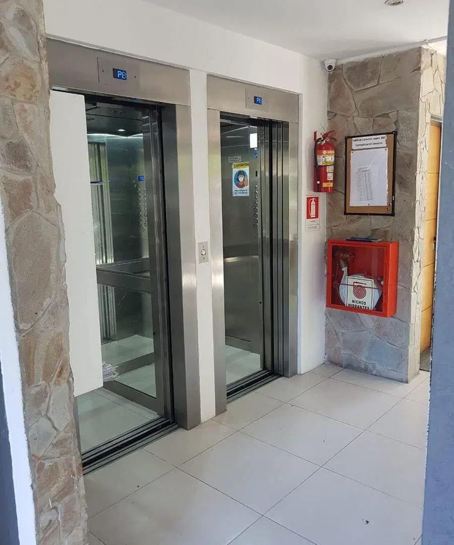 RETASADO!!! Venta Cochera Cubierta, Pilar Centro 4