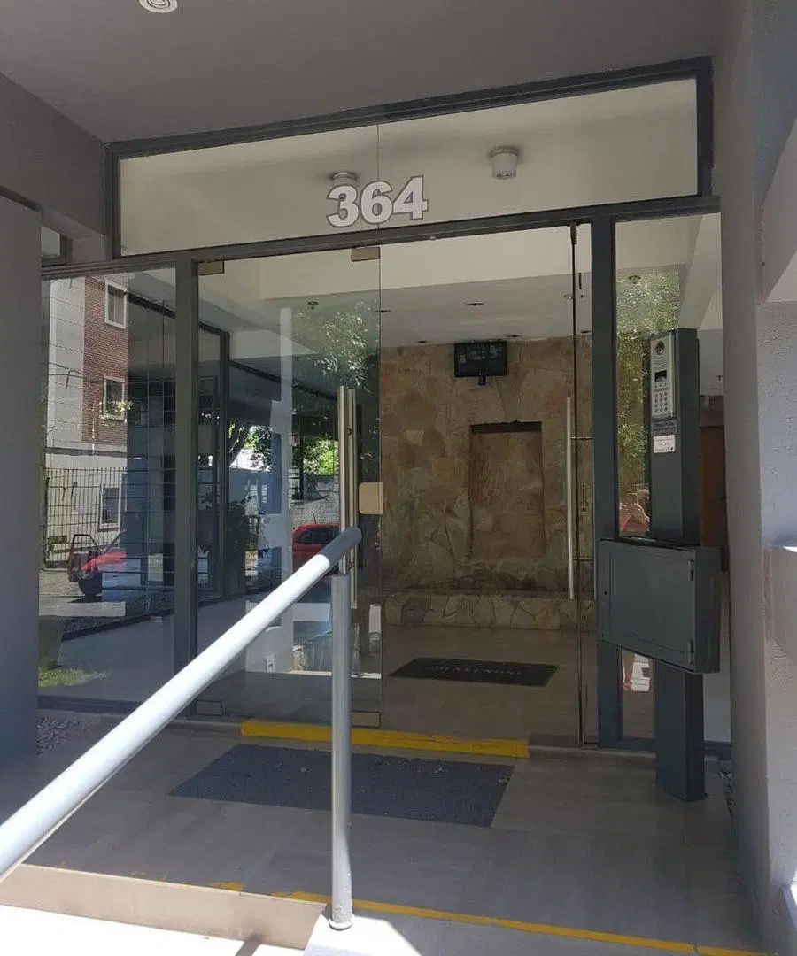RETASADO!!! Venta Cochera Cubierta, Pilar Centro 2